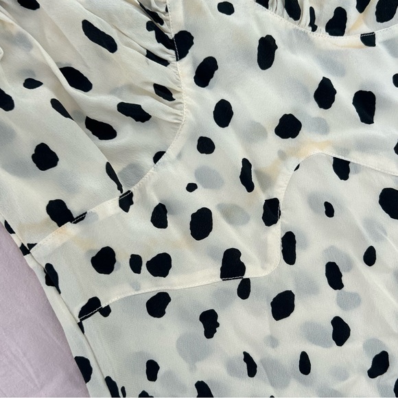 SOLD Elton John for Realisation, 100% Silk Little Jeanie Mini Dress in Snow - Picture 7 of 15